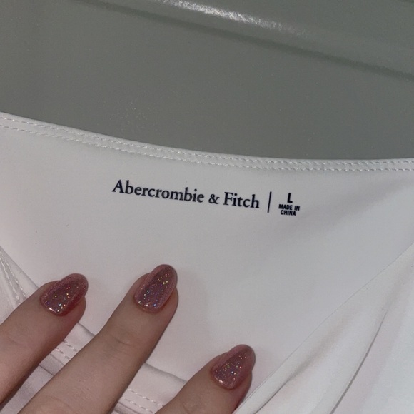 Abercrombie And Fitch 2 Traveler Dresses - Picture 5 of 5